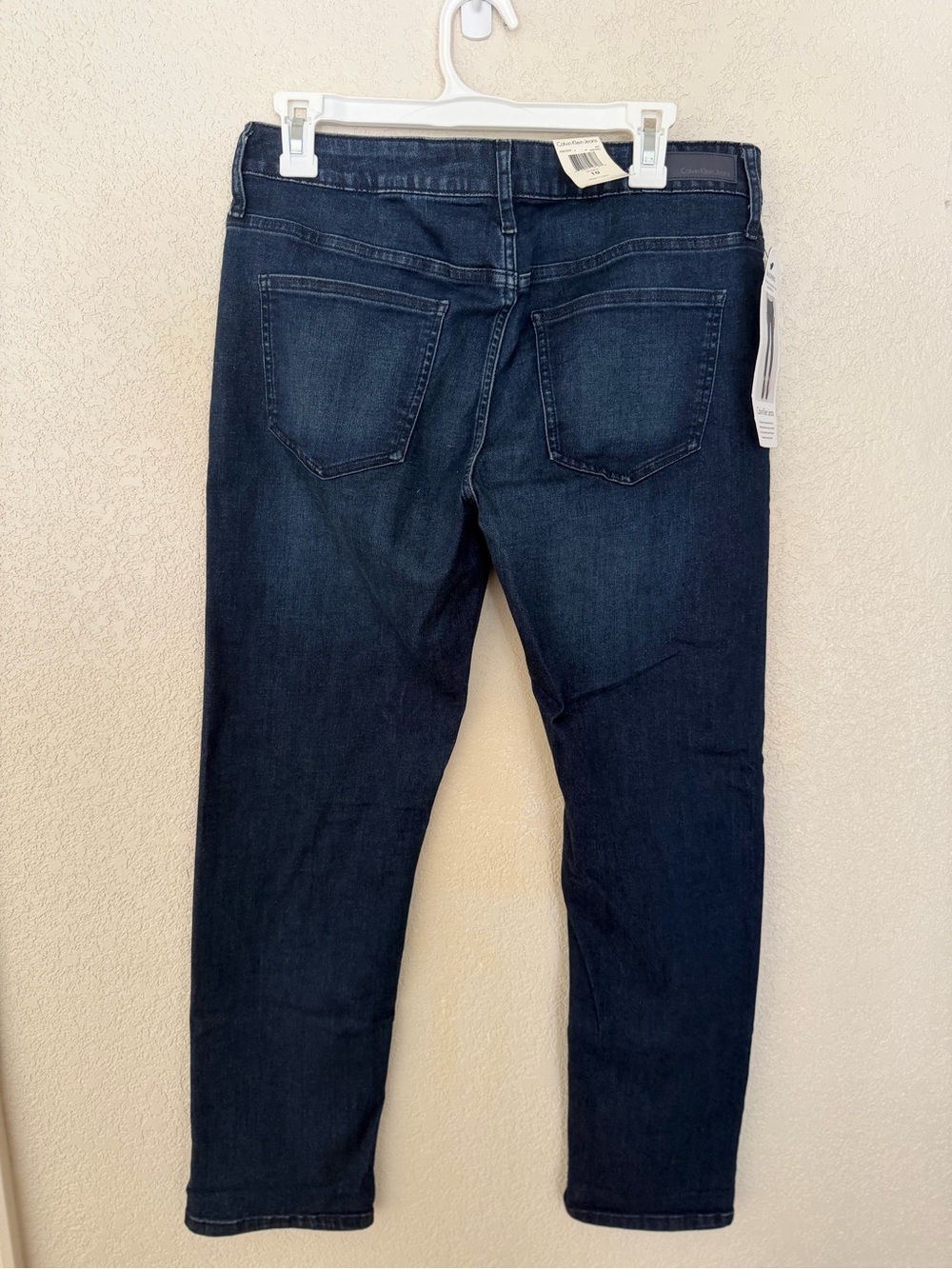 Calvin Klein Slim Boyfriend Jeans Women’s Size 10 Dark Wash NWT Stretch Denim - Picture 2 of 3